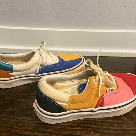 Size 4 VANS NWOT color block tennis shoe - Picture 4 of 5